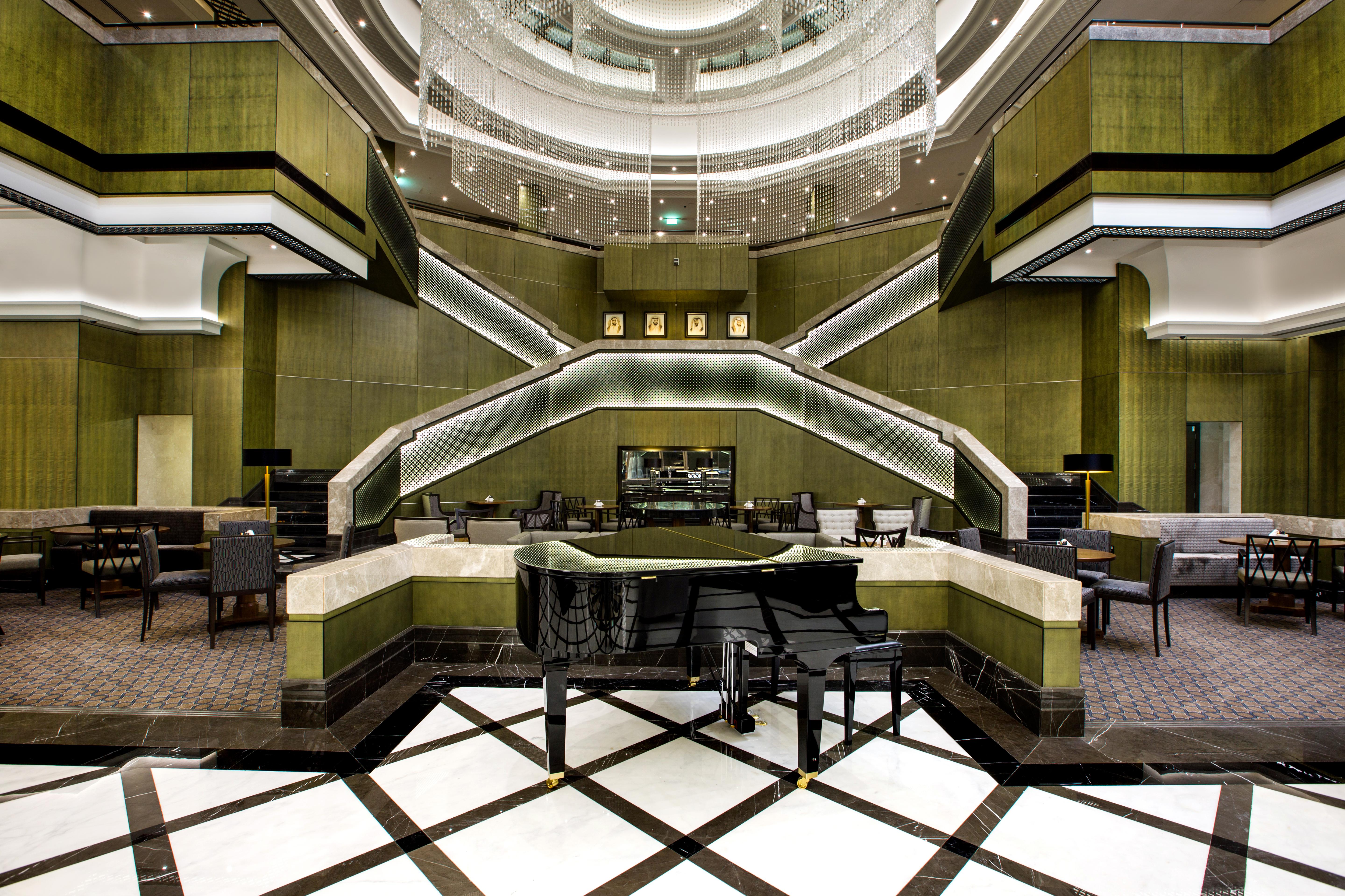 Ayla Grand Hotel Al Ain Exterior foto The lobby of the hotel