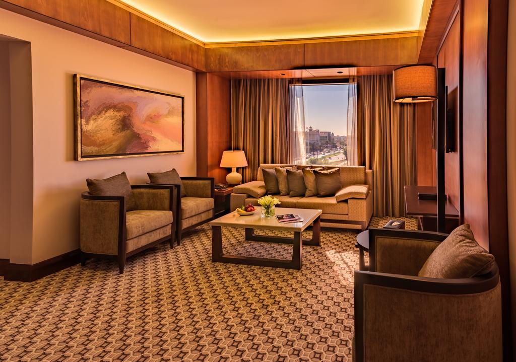 Ayla Grand Hotel Al Ain Exterior foto A suite at the Ritz-Carlton, Dubai